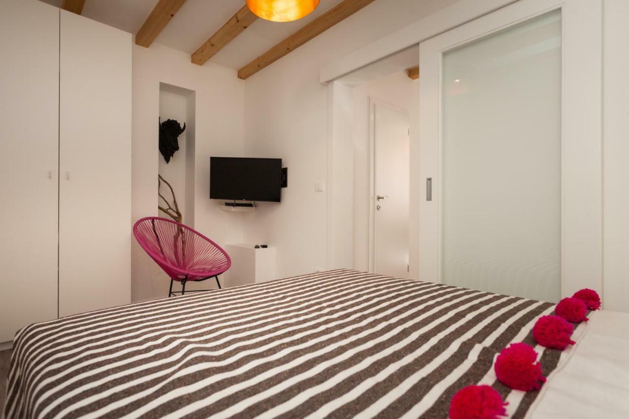 Apartments Stube 4 Ровинь Экстерьер фото